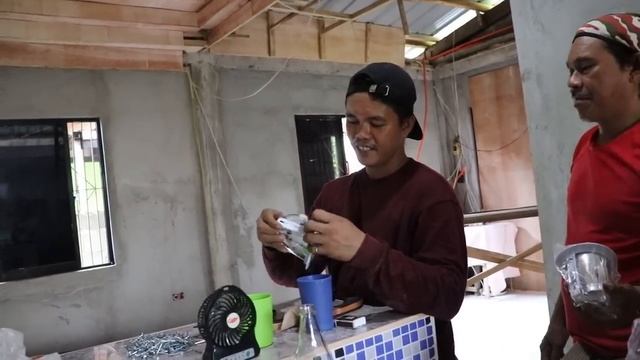 KINABIT NA ANG WIRE SA KISAME | BAHAY SERYE PART 57 смотреть онлайн
