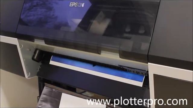 Epson Stylus Pro 7700 Wide Format Printer/Plotter Printing Demo смотреть онлайн