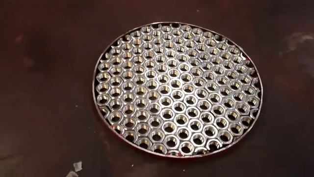 табуретка из гаек смотреть онлайн