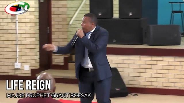 Life Reign смотреть онлайн