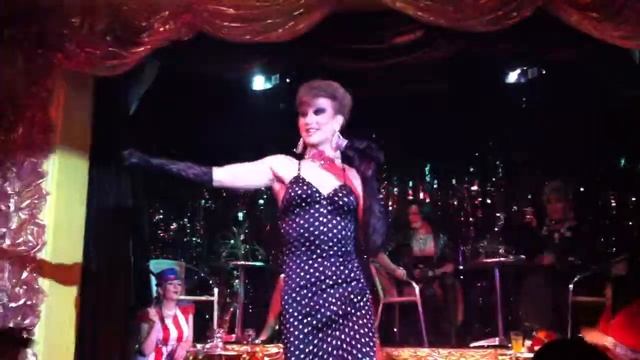 Джей Дива -Ёлка - Прованс смотреть онлайн