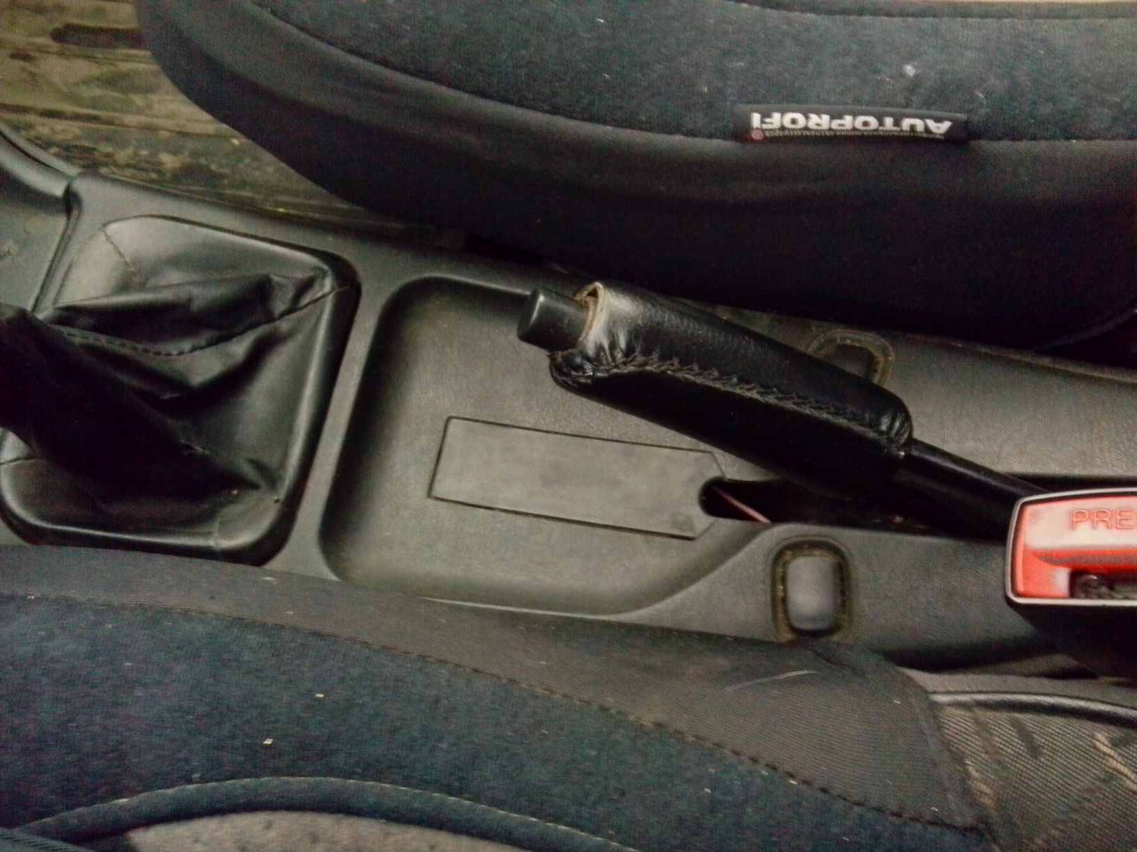 Ручник ВАЗ - ручной тормоз. Ремонт кнопки ручника. смотреть онлайн