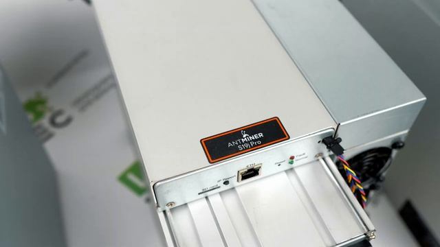 ОБЗОР ANTMINER S19a Pro - ТЕСТ и РАЗБОР