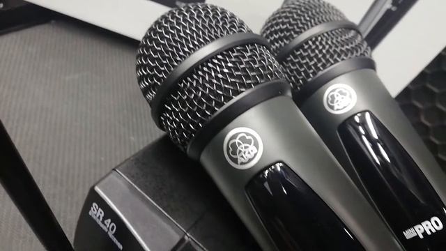 Радиомикрофон AKG WMS40 MINI2 VOCAL SET смотреть онлайн
