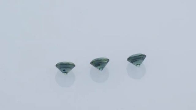 4.0mm Teal Round Brilliant 3 Stone Suite Montana Sapphires смотреть онлайн