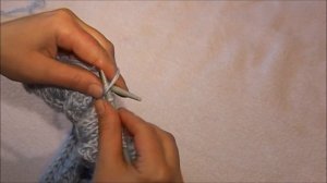 Женский жилет спицами ( полочка ,  вывязываем пройму )