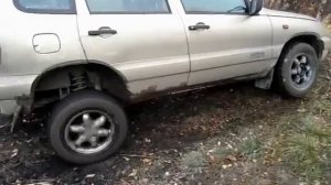 Шевроле-Нива с задней принудительной блокировкой.flv