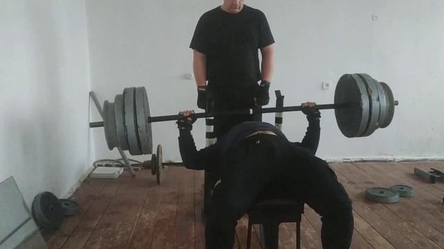 #Жим лежа проверяю новую программку. смотреть онлайн