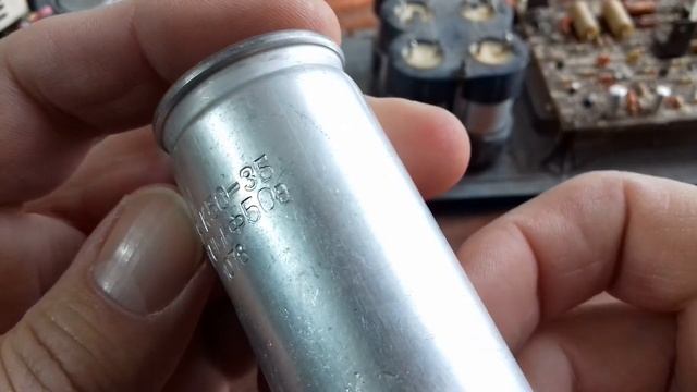 Не выбрасывайте конденсатор ВЗР К50-3Б. Он лучше многих современных электролитических конденсаторов смотреть онлайн