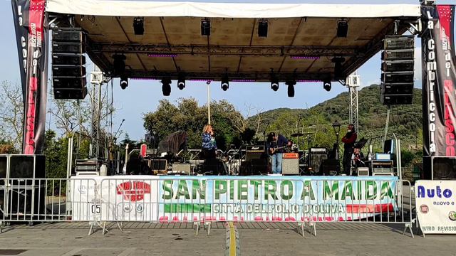 Kiara Palaia & Sunil Rocca live at San Pietro a Maida in Rock смотреть онлайн