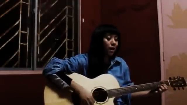 Feist - Mushaboom Tambourine and Guitar Indie cover ( Eshia) смотреть онлайн