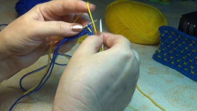Вязание спицами узора ДВУХЦВЕТНАЯ ПУТАНКА 1*1 С ВЫТЯНУТОЙ ПЕТЛЕЙ #20 смотреть онлайн