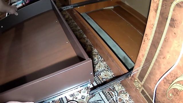 Можно и как заменить роликовые направляющие для выдвижных ящиков на шариковые? Guru from the USSR. смотреть онлайн