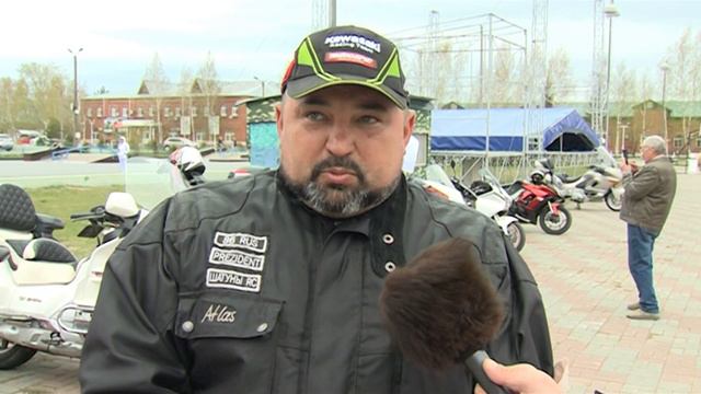 "На дорогах - байкеры" смотреть онлайн