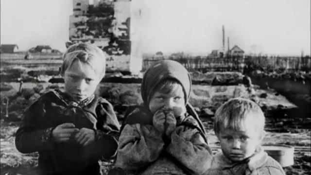 23 Софья Зубок и мама «Чулочки» автор: Муса Джалиль смотреть онлайн