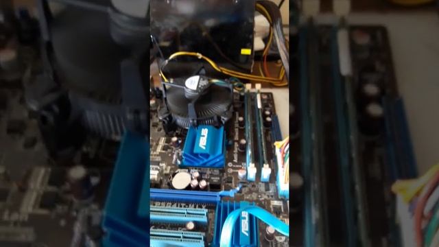 ผลเทส Mainboard ASUS P5G41T-MLX +CPUE5200 ใช้งานได้ปกติ смотреть онлайн