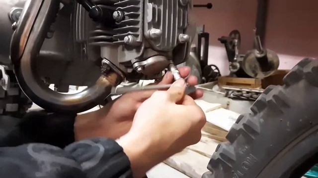 Как настроить клапана на питбайке, без щупов смотреть онлайн