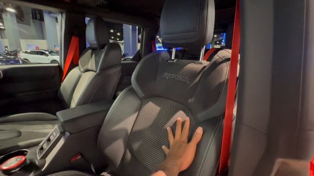 2023 Ford Bronco Raptor First Look смотреть онлайн
