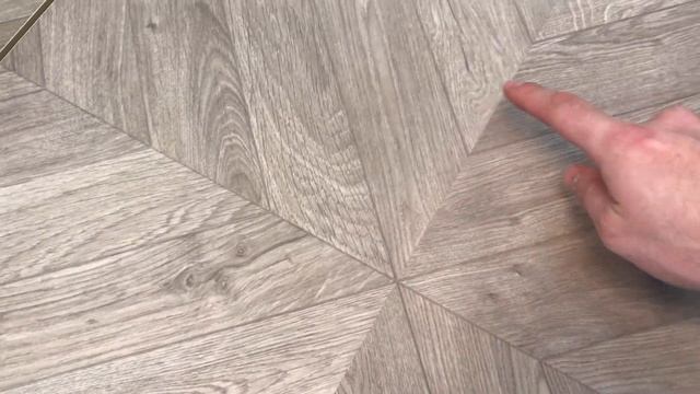 Ламинат Pergo Дуб гредж CHEVRON L1240-04164