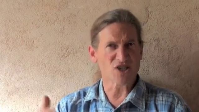 (Part 1 of 3) - David Holmgren Interview смотреть онлайн