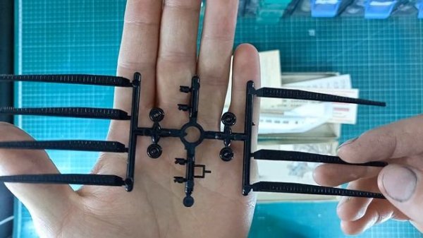 Обзор Як-24П от VEB Plasticart