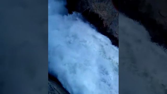 Водопад на реке Искандарья. Согдийская область. Таджикистан. 07. 2016. смотреть онлайн