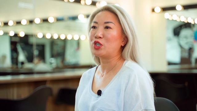 Преподаватель по парикмахерскому искусству смотреть онлайн