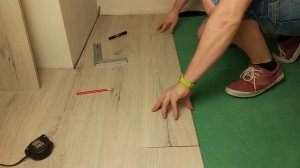 РЕЖЕМ ЛАМИНАТ. Быстро. Ровно.