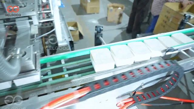 Линия по производству кубиков сахара, Машина для производства кубиков сахара