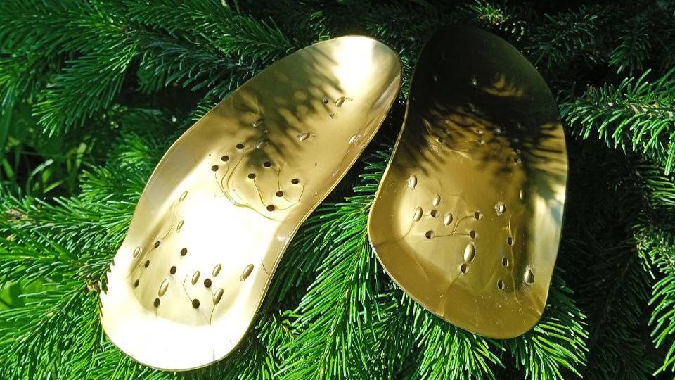 Вся актуальная информация о новых коррекционных магнитных стельках с анионами смотреть онлайн