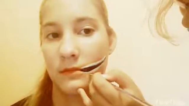 Необычный макияж на Helloween! смотреть онлайн