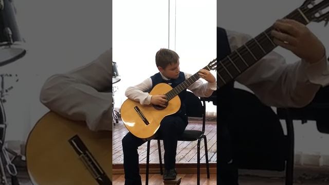 Костя Хренов "Маленький ковбой" А. Винницкий, Педагог Зотова Н. Л. смотреть онлайн