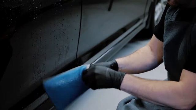 Как эффективно очистить стекло, пластик и окрашенные поверхности с помощью спрея HANKO DECONT SPRAY смотреть онлайн