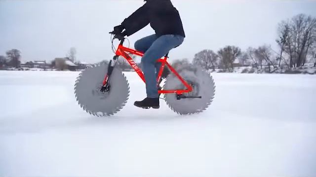 Велосипед по льду. смотреть онлайн