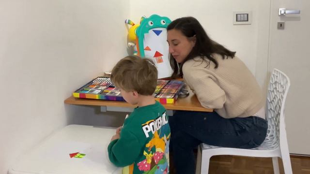 Lesson : drawing a house with children смотреть онлайн