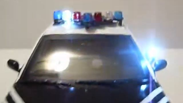 1/18 Idaho State Police Crown Victoria смотреть онлайн