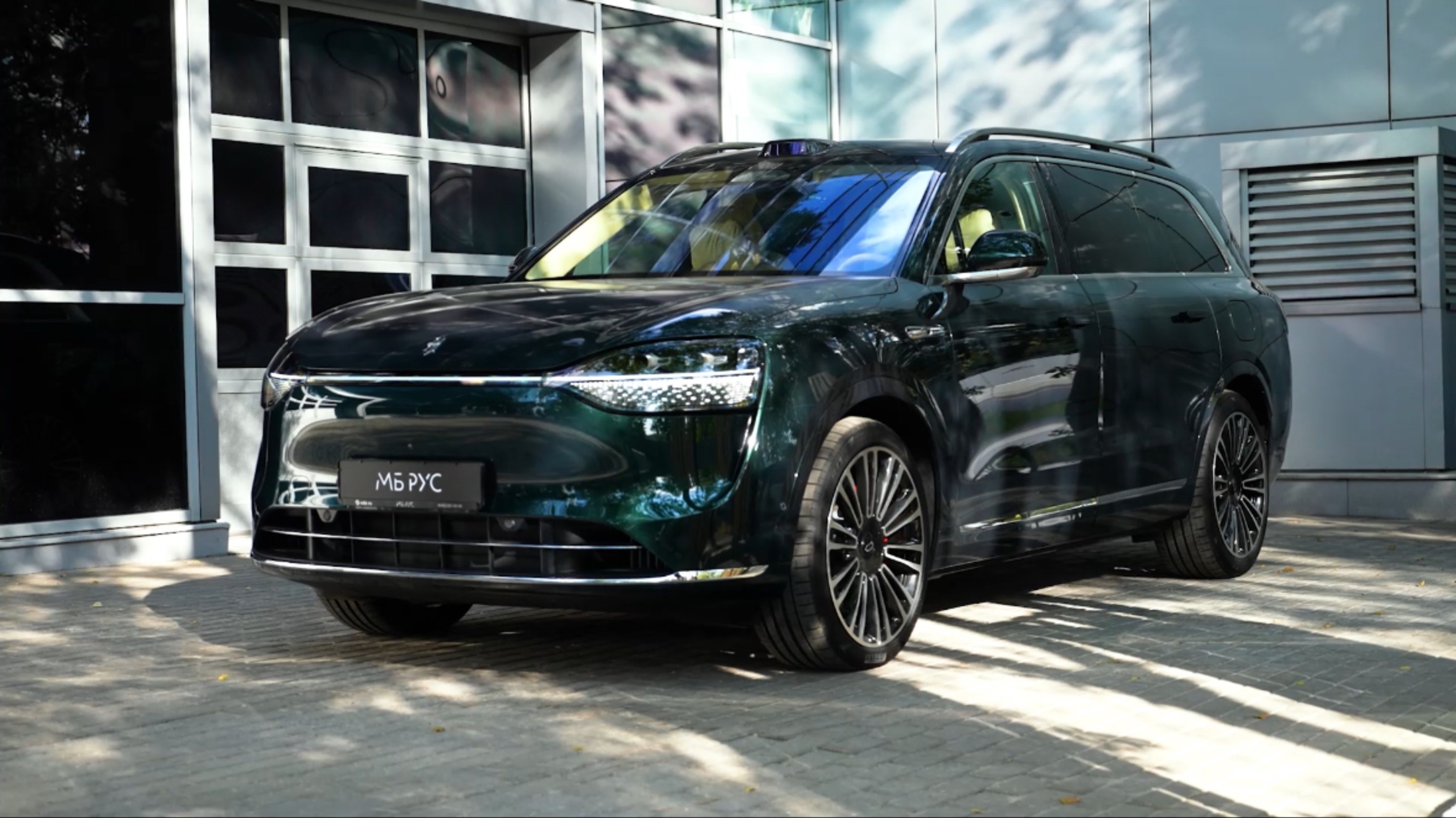 НОВЫЙ ФЛАГМАН AITO M9. АВТОМОБИЛЬ БУДУЩЕГО УЖЕ В МБ РУС! смотреть онлайн