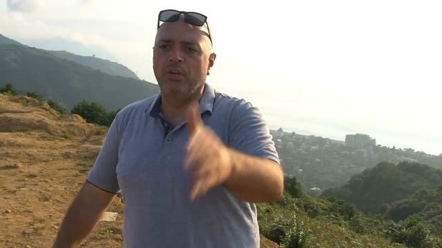 Мужик спит с женой священника. Анекдот смешной! смотреть онлайн