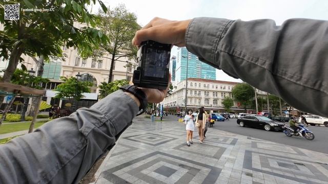 POV street portrait photo with Sony A7C and 135mm F1.8 GM смотреть онлайн
