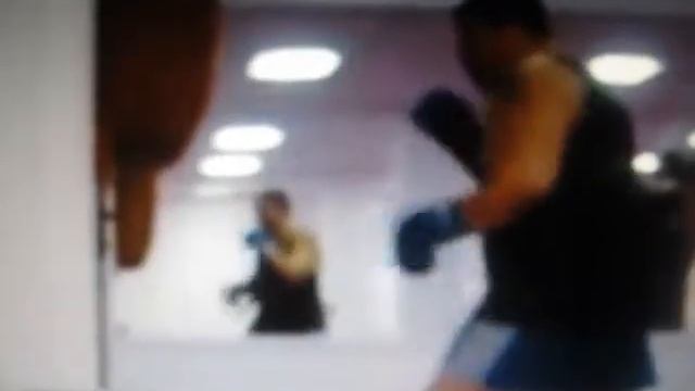 как то на тренировке, тренируется дядя Коля "Водолаз" ! смотреть онлайн