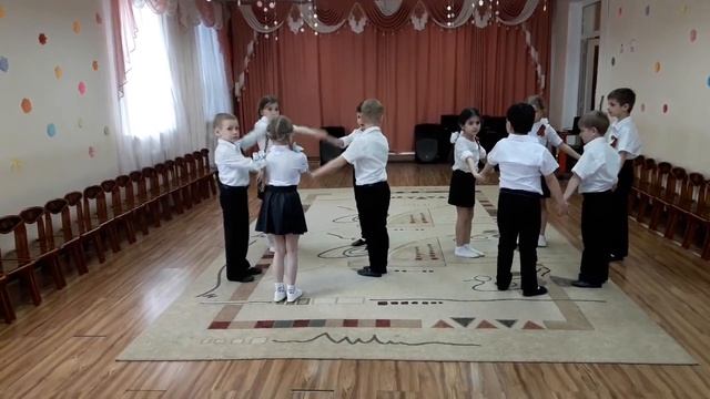 Танцевальная композиция " Мир в детских руках" смотреть онлайн