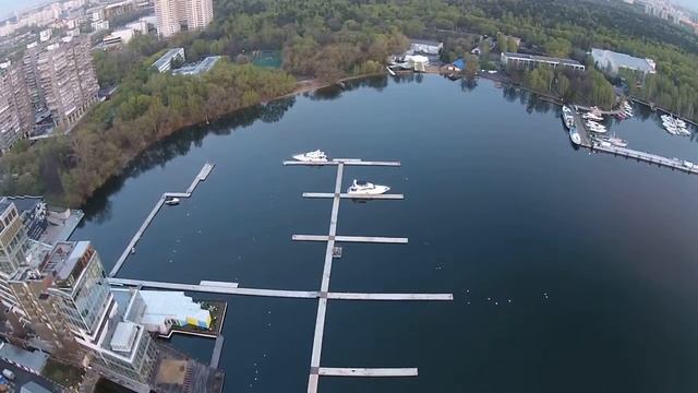 Канал им. Москвы. Лебедь. С коптера смотреть онлайн