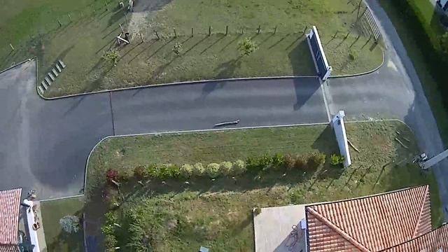 Petite vue du pays basque près de Cambo les bains смотреть онлайн