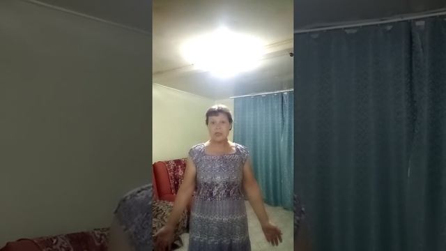 Смешное стихотворение про куму Автор :Ираида Мордвина "Ко мне из города приехала кума" смотреть онлайн