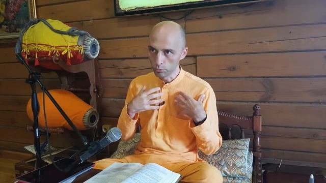 ШБ 7.10.14 Как проявляется свобода от кармы в жизни преданных? (17.08.2018), Ватсала дас смотреть онлайн