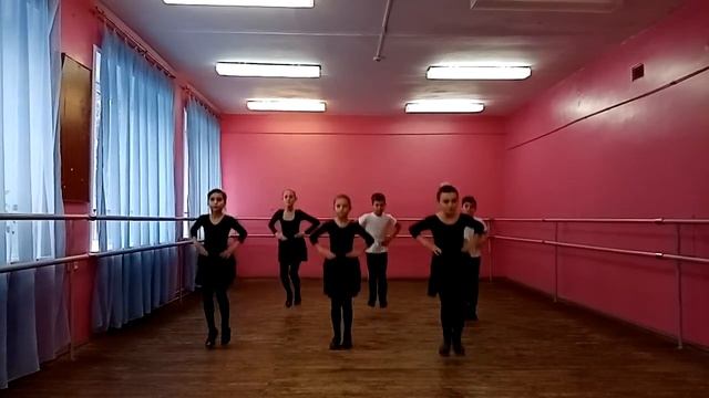 3 класс.Середина.Элементы народного танца смотреть онлайн