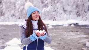 Девочка в синей аляске