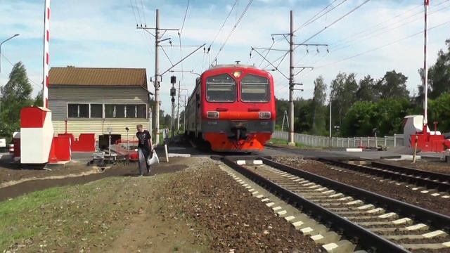 Электропоезд ЭД4М-0241 перегон Купавна - Желездорожная смотреть онлайн