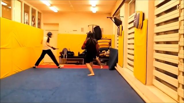 Игровые спаринги - палка против ножа смотреть онлайн