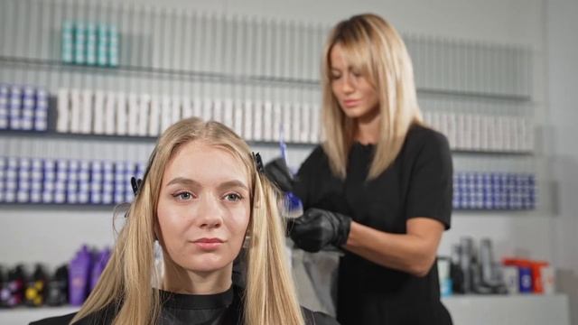 Как создать идеальный блонд красителем 12 ряда? смотреть онлайн